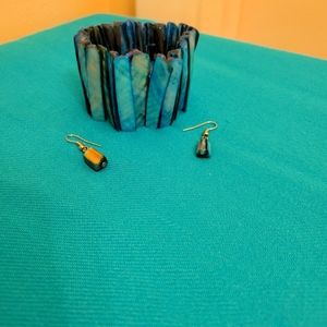 Bracelet and earrings